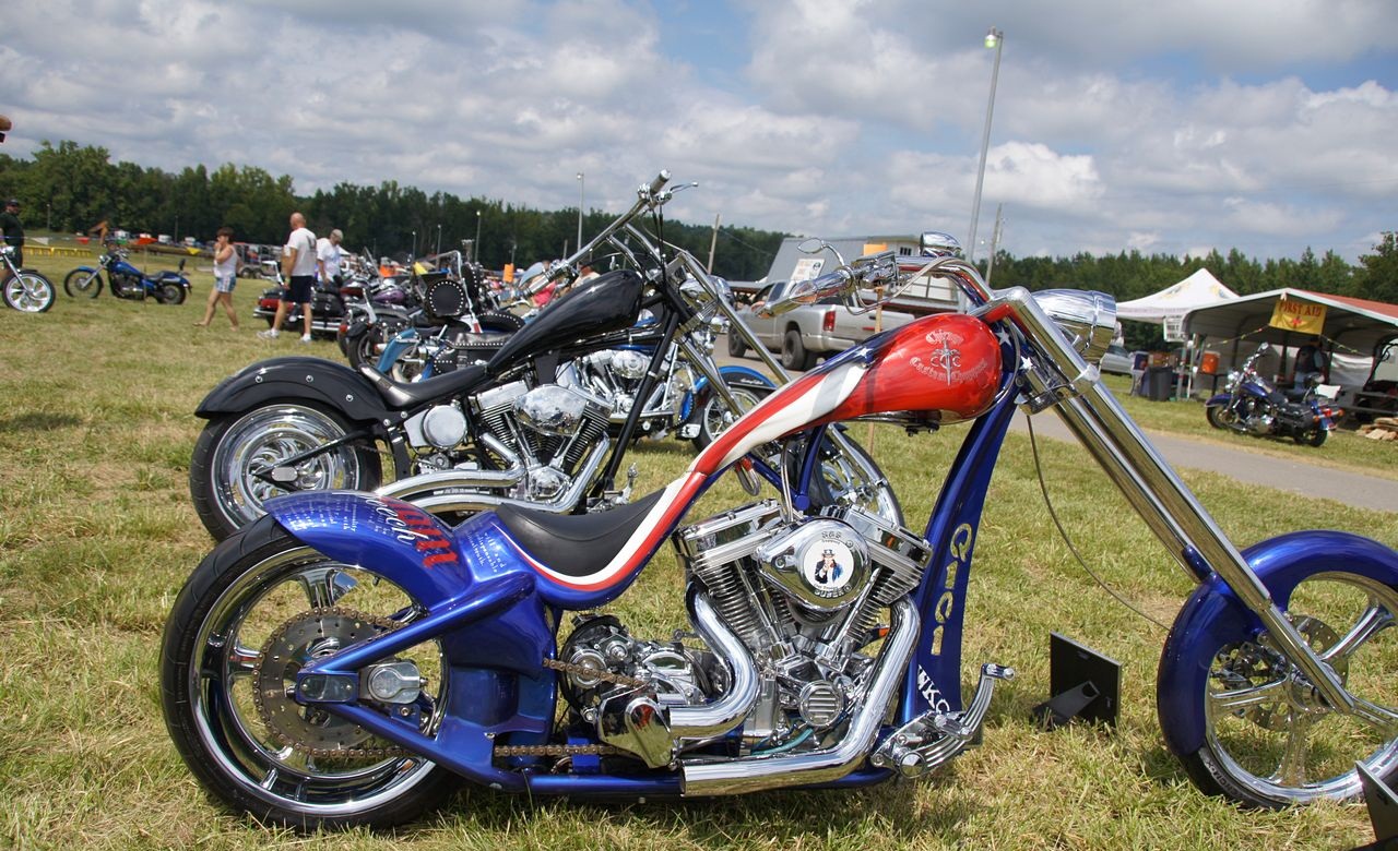 Moto Babes: Hawg Valley bike rally 08-19-2013