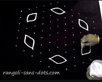 Pongal-kolam-with-dots-1.jpg