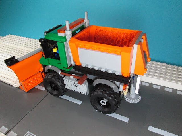 Set LEGO® City 60083 Snowplough Truck (Camião limpa-neve)