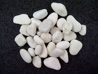 jual batu putih untuk taman DI JAKARTA, SERPONG, BSD, ALAM SUTERA, PAMULANG, DEPOK