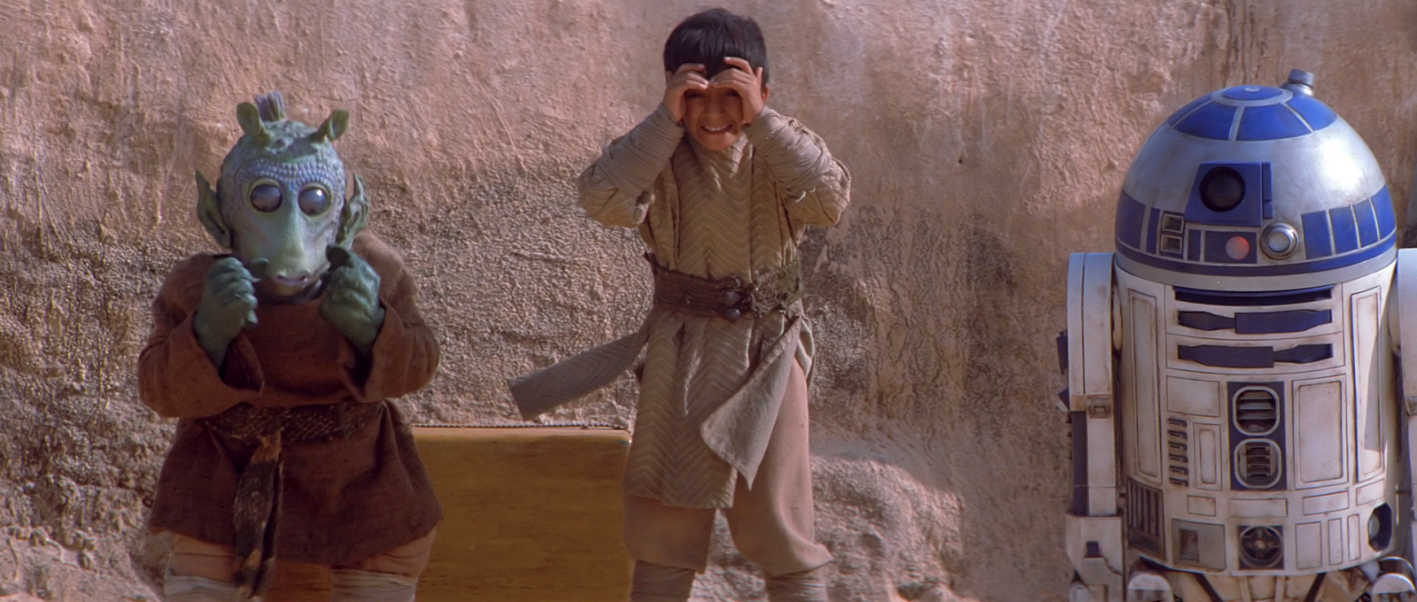 LifesAHammer Reviews Top 10 Worst Star Wars Film Characters