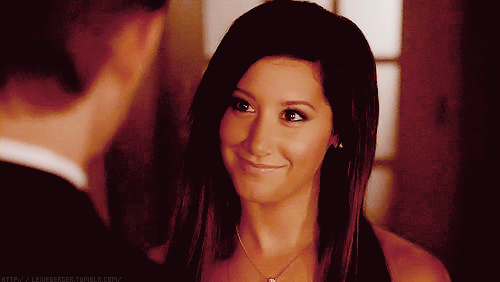 gifs. : • Ashley Tisdale