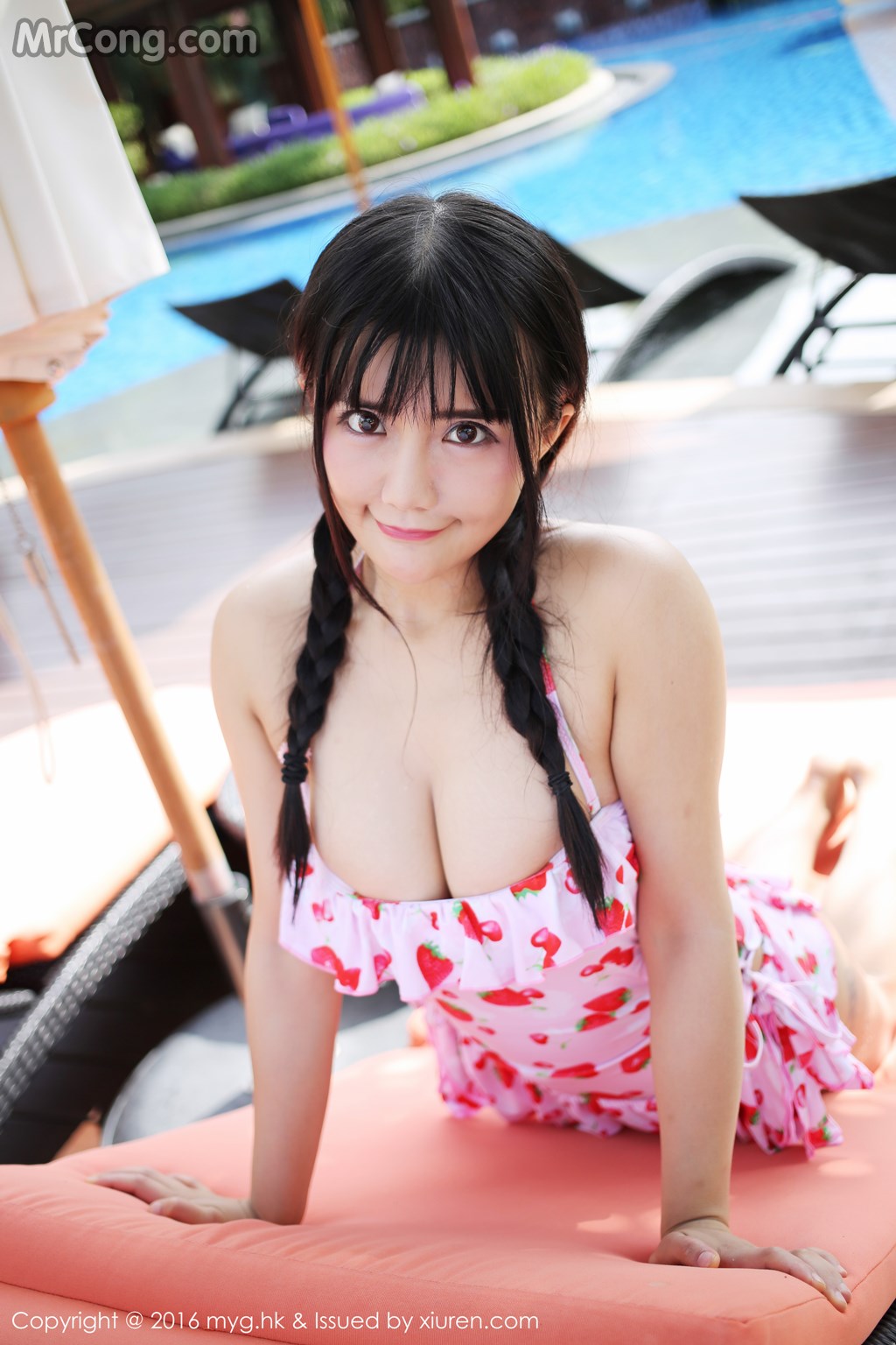 MyGirl Vol. 230: Model Cui Guai Yi (崔 乖 艺) (55 photos)