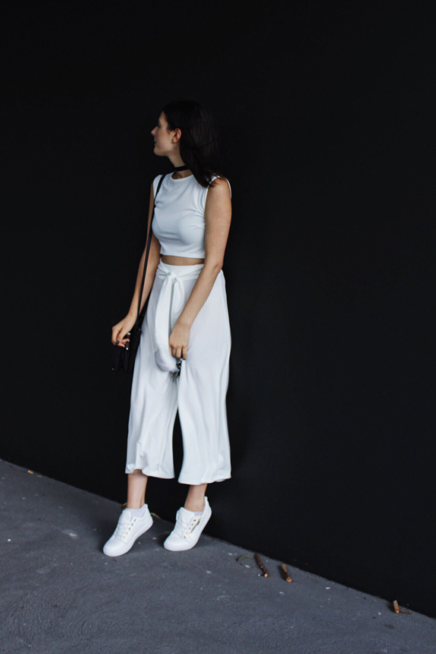 boohoo, boohoo bloggers, australian bloggers, melbourne bloggers, melbourne white night, all white party outfit, white outfits, all white outfit, velvet choker, karen walker sunglasses, helter skelter, karen walker, ivana, ivana petrovic, likeaharte, like a harte, street style, fashion week style, nyfw 2016, pfw 2016, lfw 2016, australian street style, melbourne street style, culottes, how to wear culottes, how to wear culottes with flats, white sneakers, vegan adidas superstars, fake adidas superstars, crop tops, how to wear boxy crops,