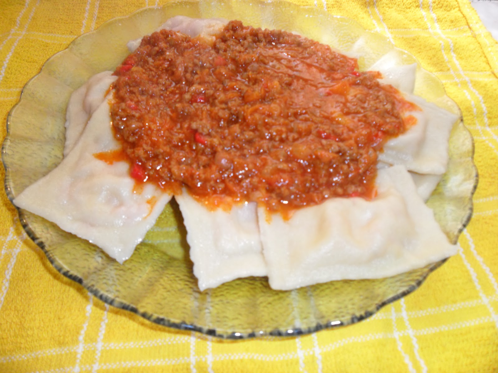 La cocina de Seba: Ravioles de Jamón y Queso con salsa Bolognesa