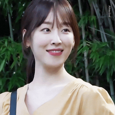 [상플] 결혼식 지겨워 죽겠는데 웬 여자가 부케를 받고 있음.gif | 인스티즈