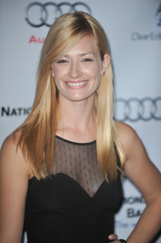 Beth Behrs Hollywood Satr Profile & Images 2012.