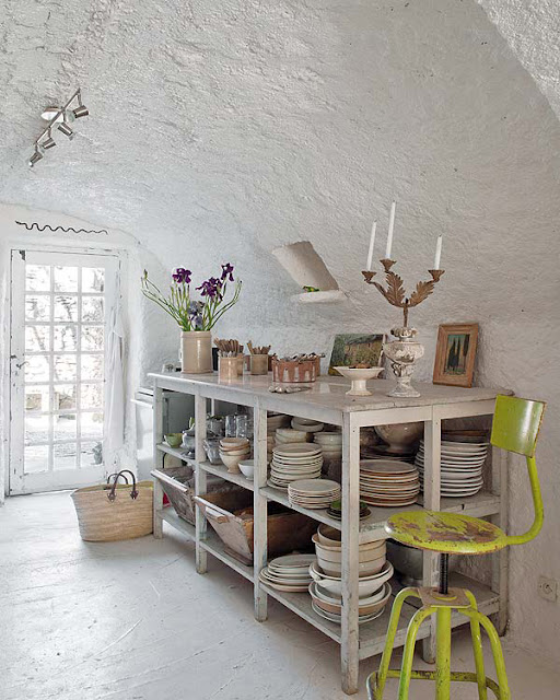 [Home] 'Essentially French' rural shabby chic | Decoración