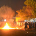Bình Thuận: Người dân nổi lửa chặn quốc lộ, ném bom xăng chống trả CA đàn áp