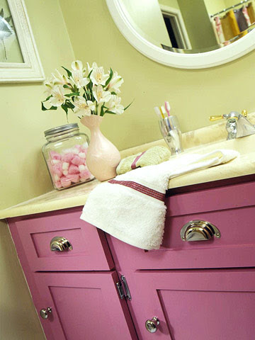 Modern Furniture: 2012 Ideas for Tween Bathroom decorating