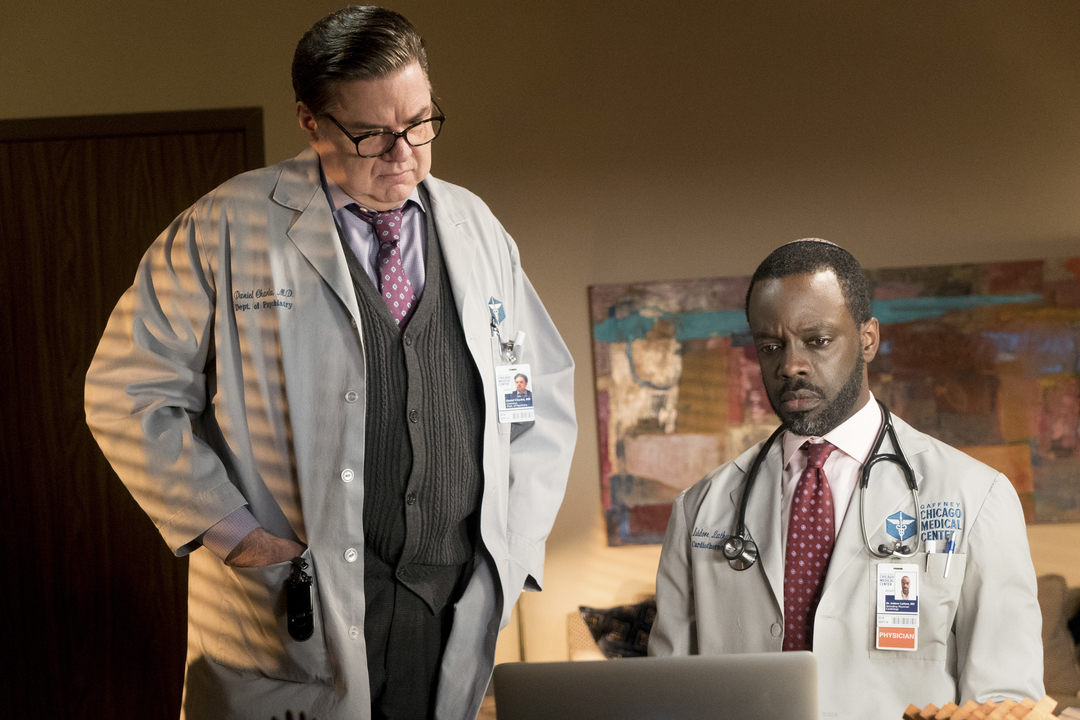 ник гелфусс и торри девито. медики чикаго серия. доктор дауни медики чикаго сериал. фильм медики чикаго. медики чикаго сериал 5 сезон.