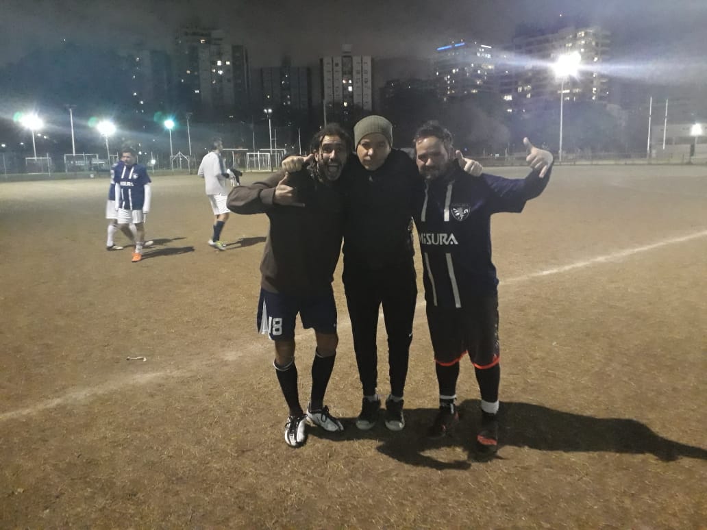 Insólito episodio en el fútbol argentino: embarraron el área del