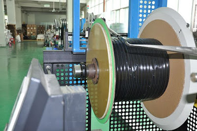 tinh dầu hoa hồng giúp thư giãn và làm đẹp tinh dầu hoa hồng giúp thư giãn và làm đẹp