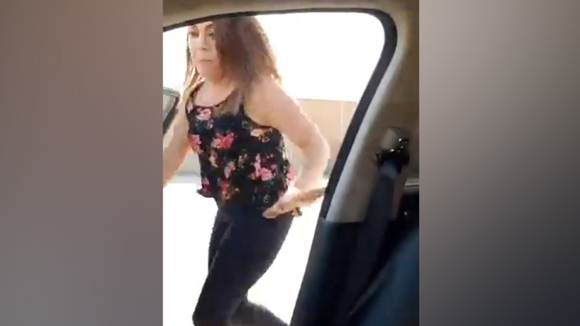 Video: Locutora mexicana hace reto viral y la arrestan inmediatamente locutora mexicana Dennisse García