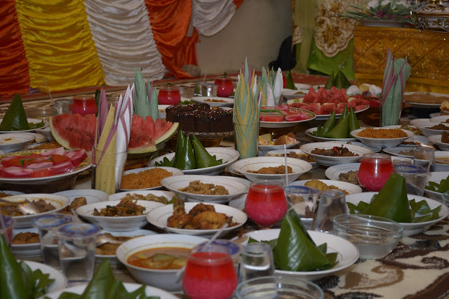 Honorary Guest Held "Adat in Aceh-Indonesia" Food & Drink Photography, Wedding Photography