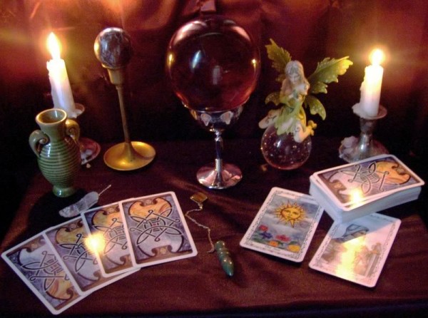 Click Photo to Sign Up for your Free Psychic Tarot Reading