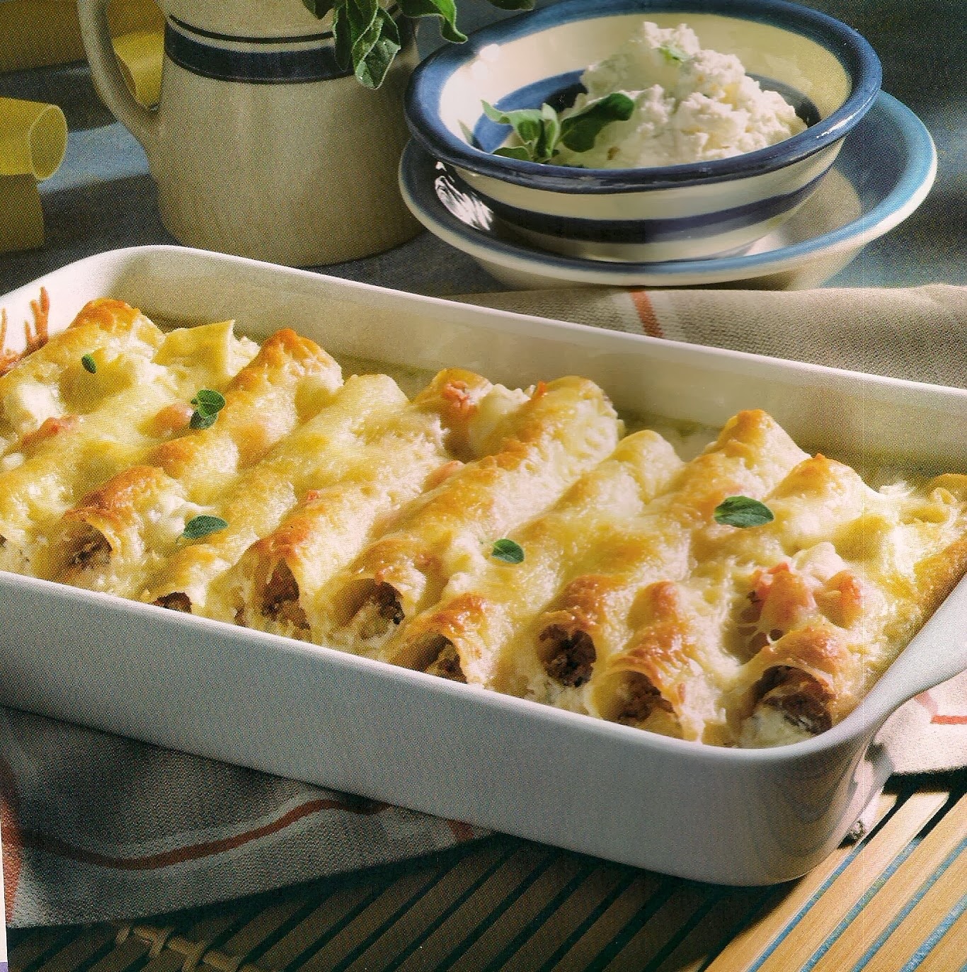 Pasta ripiena: Cannelloni ripieni Pasta ripiena: Cannelloni ripieni