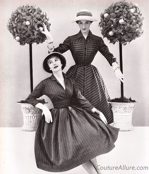 Couture Allure Vintage Fashion: Dark Cottons for Late Summer, 1954
