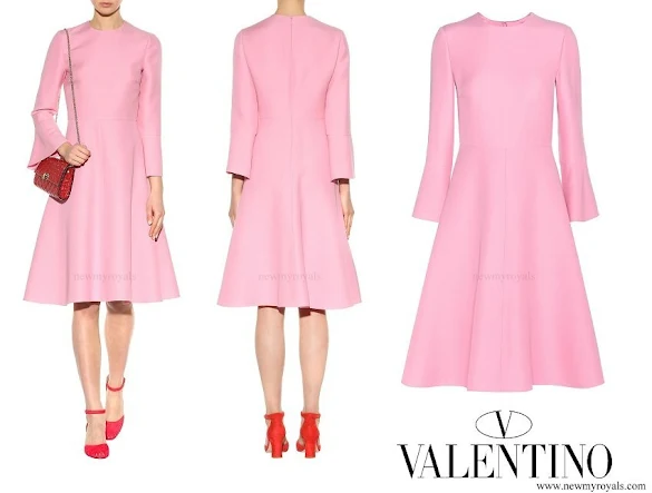 Queen Rania wore VALENTINO Virgin wool and silk dress