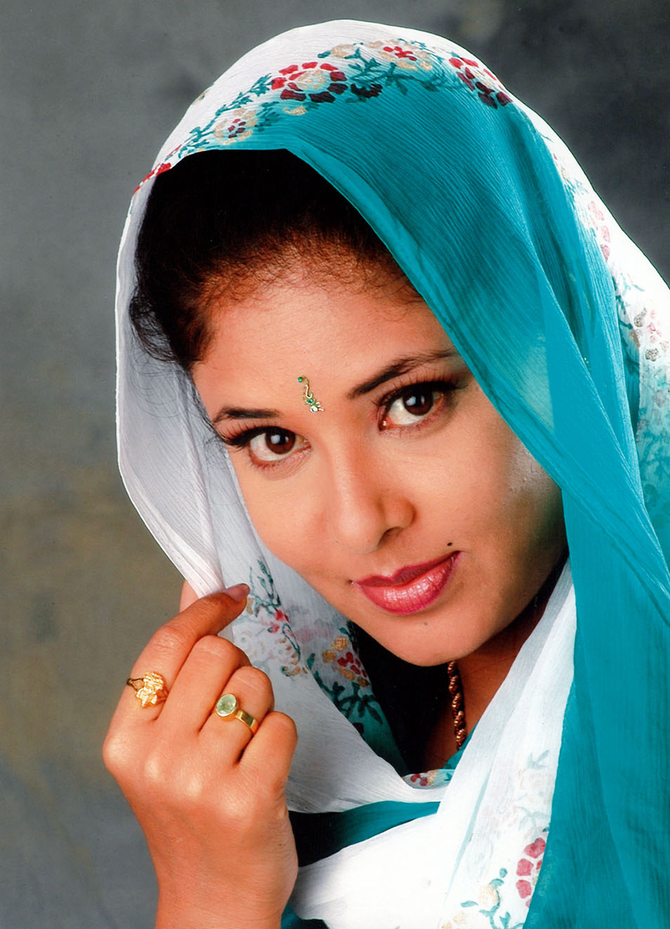 Actress Saffron Stills Gallery Bollymira