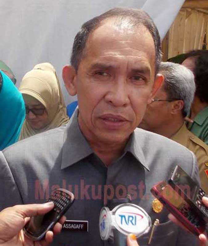 Said Assagaff Tidak Berambisi Rebut Banyak Rekomendasi Parpol Ambon, Malukupost.com - Gubernur Maluku Said Assagaff yang akan menjadi calon petahana pada Pilkada serentak kelompok ketiga 2018 tidak berambisi untuk merebut banyak rekomendasi dari partai politik (Parpol). "Kalau kita berpikir Maluku yang demokratis, jangan mengambil semua rekomendasi Parpol tetapi memberikan kesempatan juga kepada orang lain," kata Said, di Ambon, Jumat (2/6). Bagi dirinya, terpenting adalah membangun Maluku yang aman, rukun, dan demokratis.