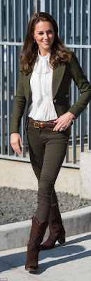 Veste Smythe / top Somerset By Alice Temperley / jean Zara / bottes R Soles