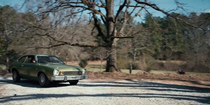 Johnny Diaz An Ode To The Ford Pinto From Netflix S Stranger Things The Car Has Eared In Almost Every Episode This Season You See It Whenever Joyce Rushes To And From Work Home Or Her Son Will S School Panic