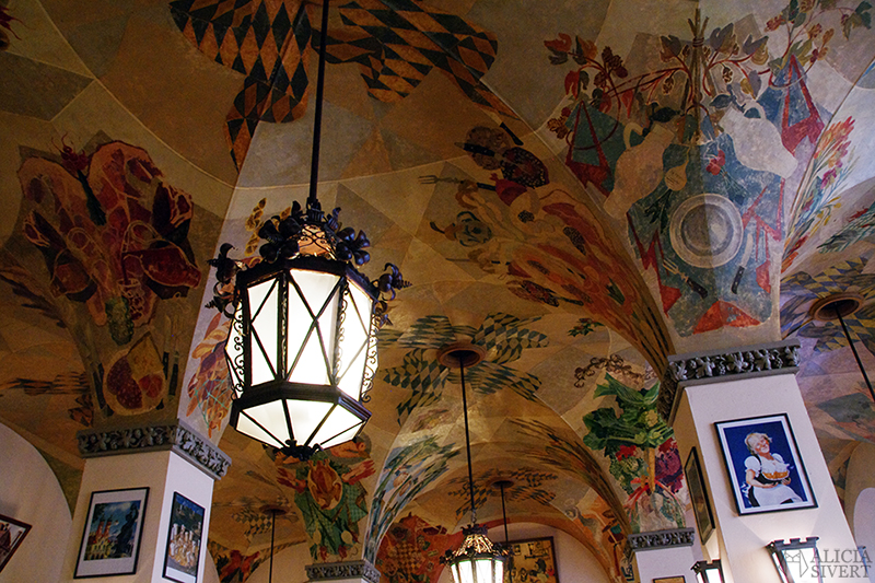 Hofbräuhaus, Munich, photo by Alicia Sivertsson. resa till tyskland semester bilsemester münchen munchen hofbräuhaus