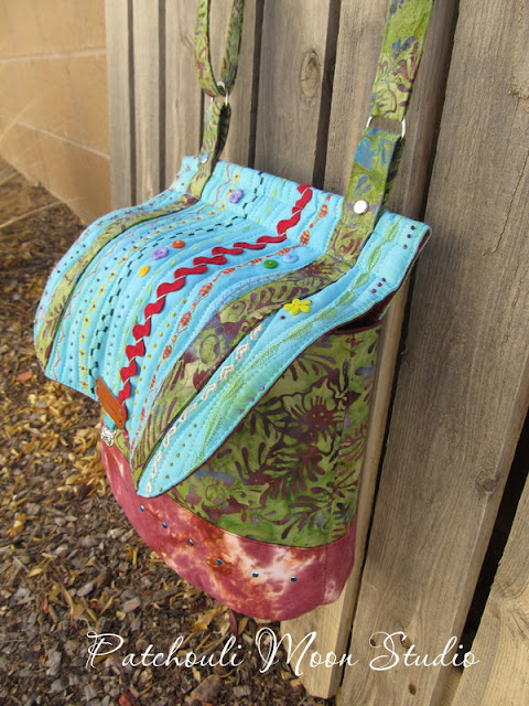 Patchouli Moon Studio~ The Podium Bag