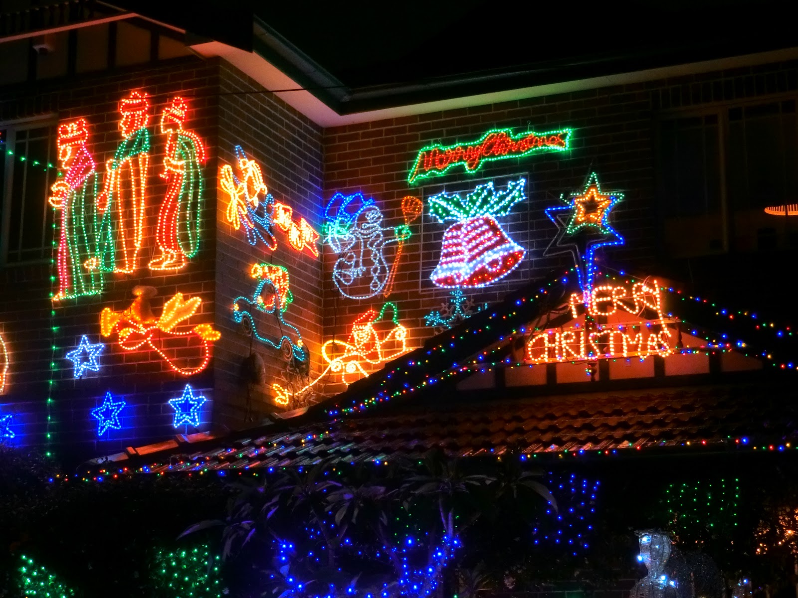 CHRISTMAS LIGHT SEARCH IN SYDNEY Hi5 the world