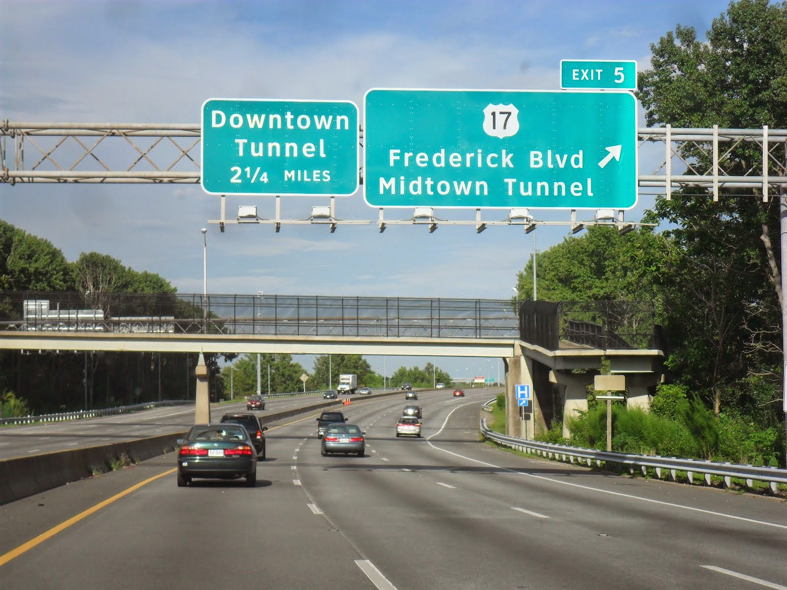 Luke's Signs I264/Downtown Tunnel Portsmouth & Norfolk, VA