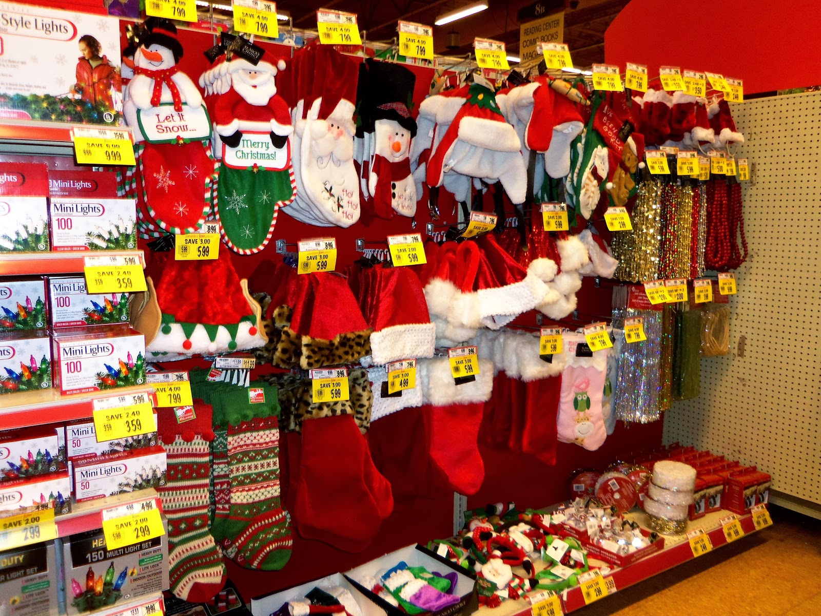 A DEBBIEDABBLE CHRISTMAS Christmas in the Stores Wegman's & Kohl's