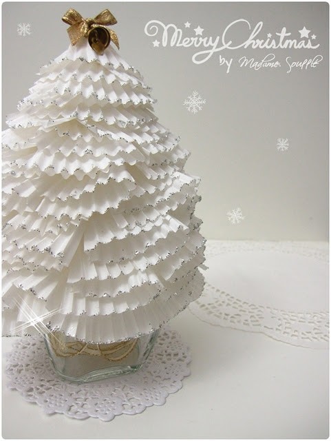10 Easy Diy Ideas For Mini Christmas Trees Charlie Hunnam Married The Cupcake Liners Christmas Tree You Ll Need A Wide Short Gl It Would Be Cool To Fill With Orange L White Silver Glitter