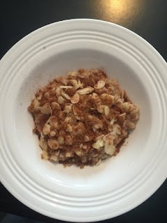 Oatmeal with Granny Smith Apple, Cinnamon and  Sliced Almonds