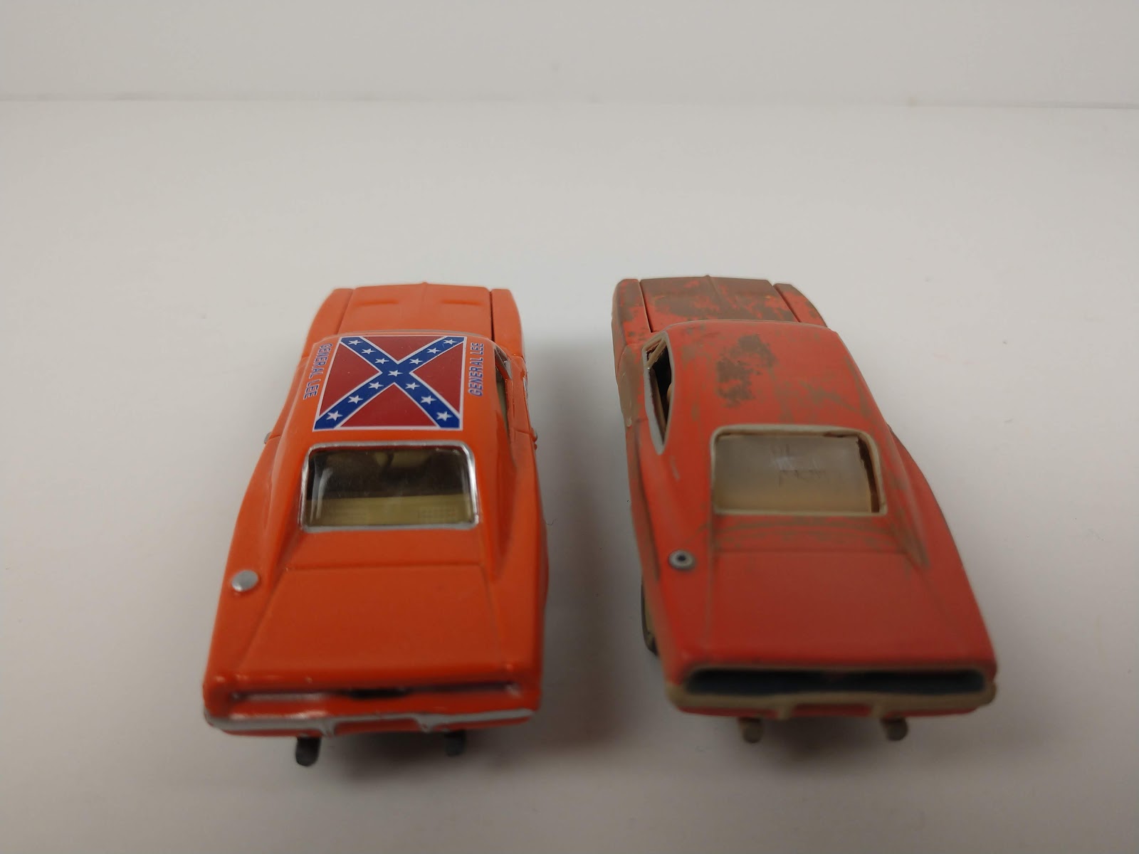 Dukes of Hazzard Collector: New Item Alert: Johnny Lightning Barn Finds  Dodge Charger 