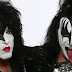 'Se eu fosse gay, ficaria com Paul Stanley', diz Gene Simmons