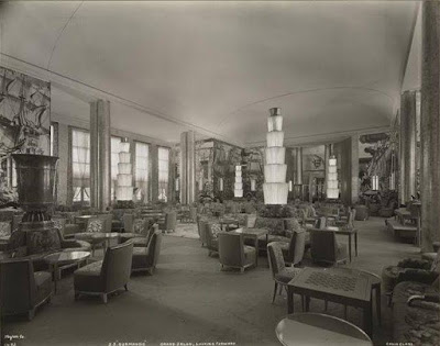 Grand Salon, looking forward. Grand Salon, looking forward.