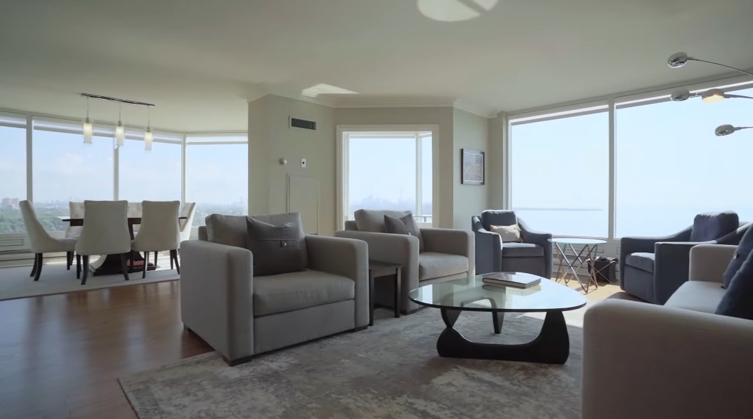 23 Photos vs. 1 Palace Pier Ct #2803, Toronto Interior Design Luxury Condo Tour