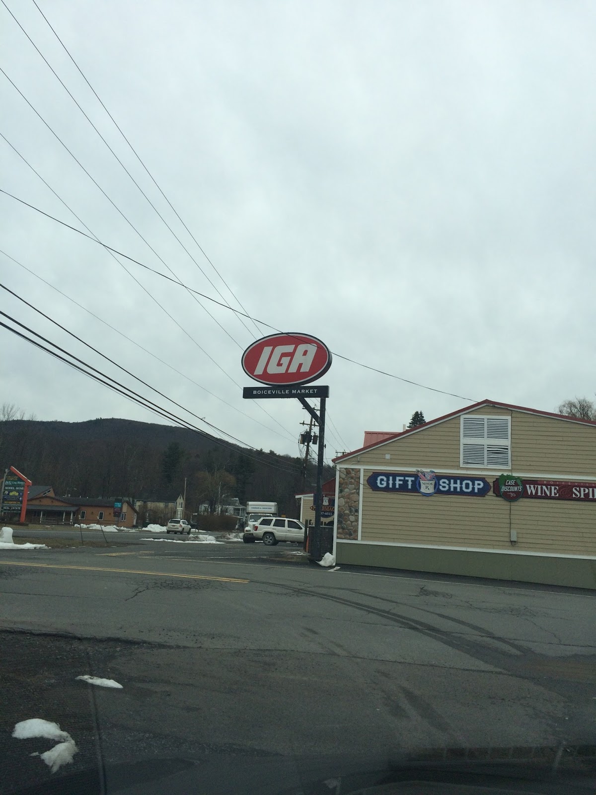 TOUR Boiceville Market IGA Boiceville, NY