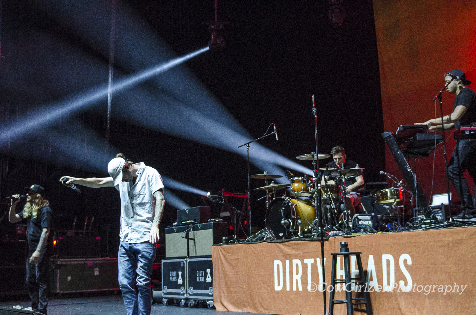 It S A Crazy Summer And Dirty Heads Brings It Down On Tour