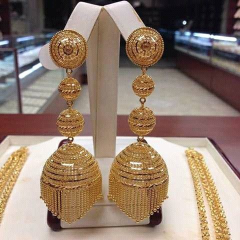Earrings Design Jhumka In Gold