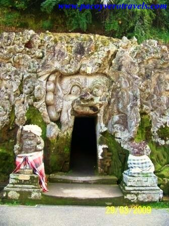 Que visitar en un viaje a Bali: Goa Gajah, Goa Lawah, Besakih, Klungkung, Iseh y Selat y Tirta Gangga