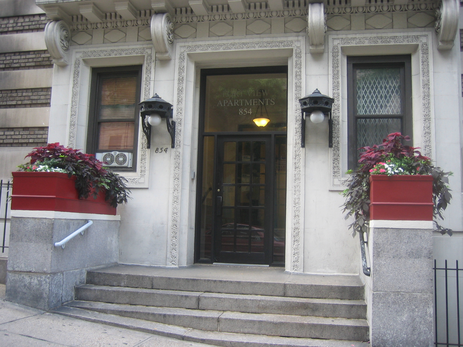 Hudson Heights Gazette Photo of the Week, Fort View Apartments