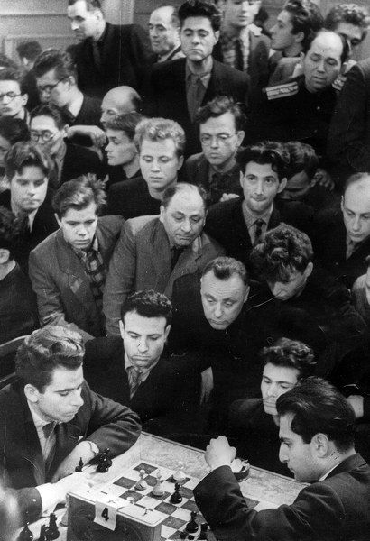 CLUB DE AJEDREZ LOS NAVALMORALES: BORIS SPASSKY (Борис Спасский)