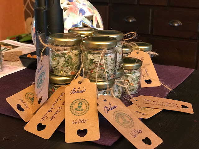 selbst gemachte Weihnachtsgeschenke -hier Gewürzsalz selbst gemachte Weihnachtsgeschenke -hier Gewürzsalz