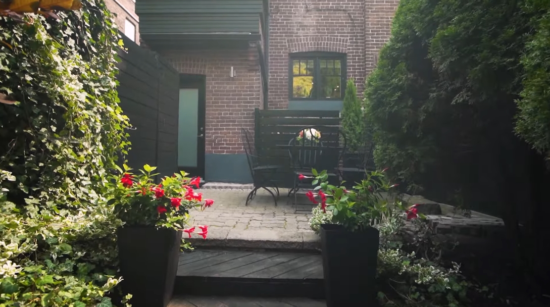 29 Interior Design Photos vs. 54 Manor Rd E, Toronto Luxury Home Tour