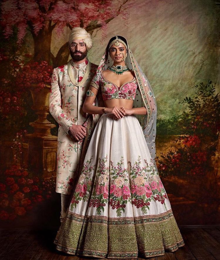 A peek into Sabyasachi's 2016 collection titled 'The Mughal Garden ...