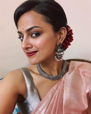 Actress Shraddha Srinath Latest Stills Actress Shraddha Srinath Latest Stills