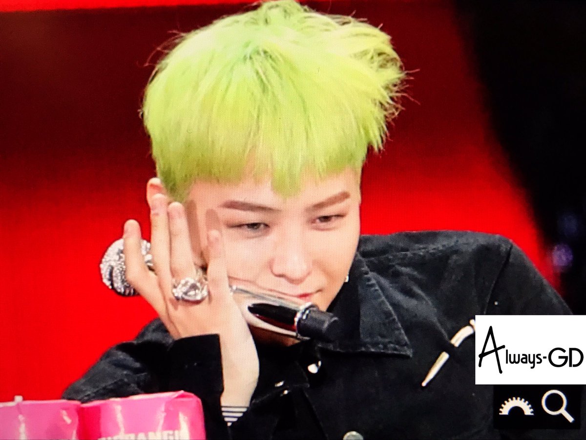 오늘 머리 자르고 새로 염색한 지드래곤 | 인스티즈