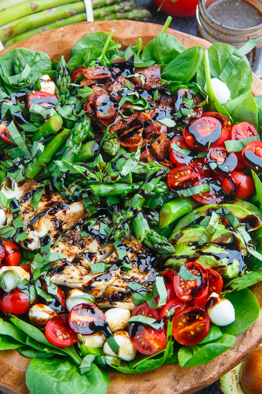 Grilled Chicken and Asparagus Caprese Spinach Salad with Bacon and Avocado Grilled Chicken and Asparagus Caprese Spinach Salad with Bacon and Avocado